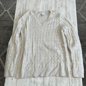White/multicolored sweater
